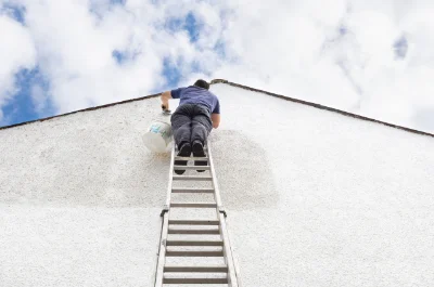 Peinture extérieure à Nabas — façades et ravalement